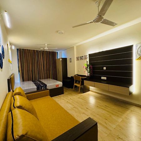 Sheesh Mahal - Family Studio Apt W Pool Dzsaipur Kültér fotó